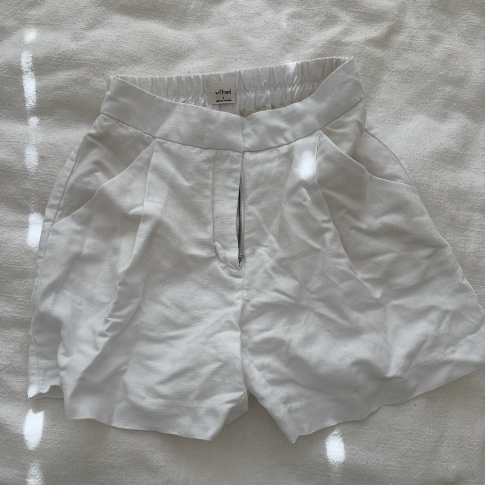 Aritzia Wilfred linen trouser shorts